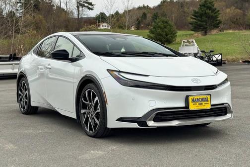 White 2024 Toyota Prius Prime XSE