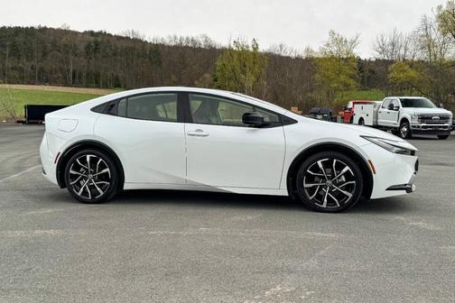 White 2024 Toyota Prius Prime XSE