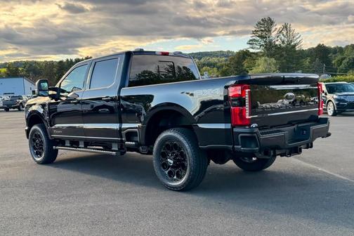 2026 Ford F-350 Lariat Super Duty