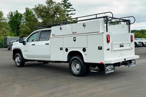 2024 Chevrolet Silverado 3500 WT