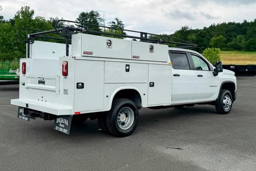 2024 Chevrolet Silverado 3500 WT