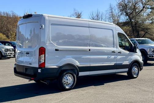 2026 Ford Transit-250