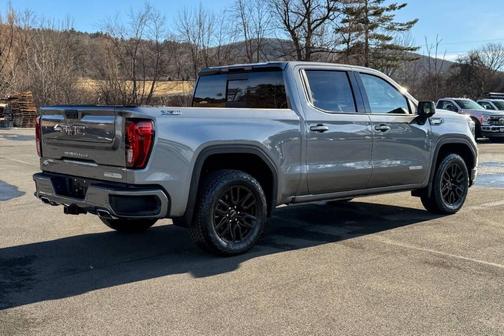 2025 GMC Sierra 1500 Elevation