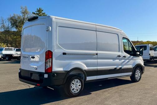 2026 Ford Transit-250