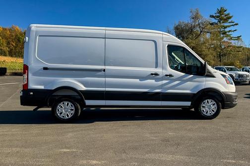 2026 Ford Transit-250