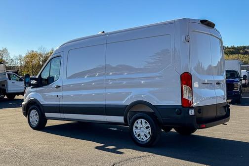 2026 Ford Transit-250