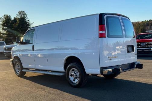 2024 GMC Savana 2500 Work Van