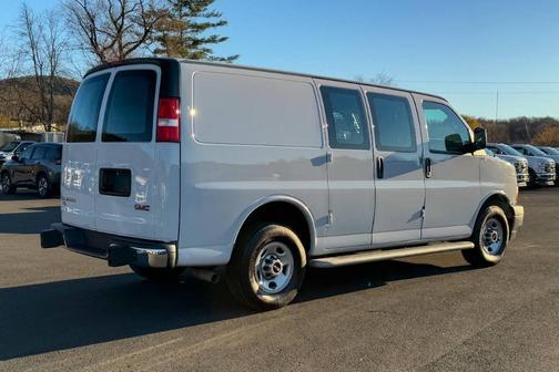 2024 GMC Savana 2500 Work Van