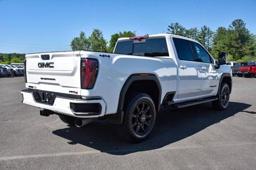 2024 GMC Sierra 3500 AT4