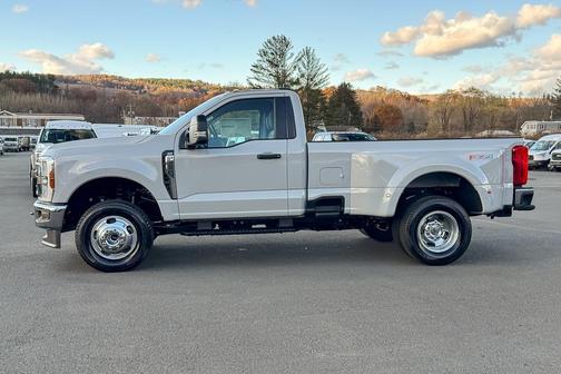 2026 Ford F-350 XLT
