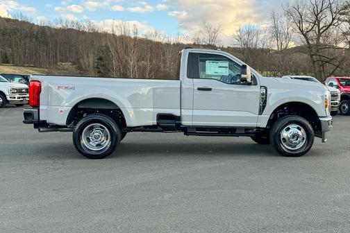 2026 Ford F-350 XLT