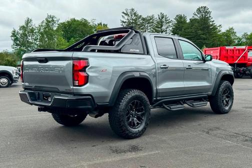 2025 Chevrolet Colorado ZR2