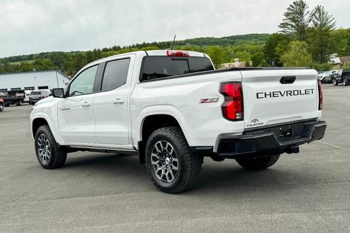 White 2024 Chevrolet Colorado Z71