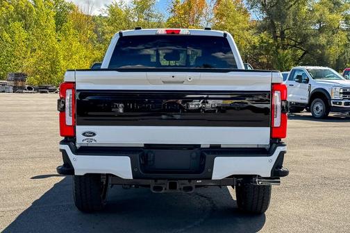 2026 Ford F-350 Platinum