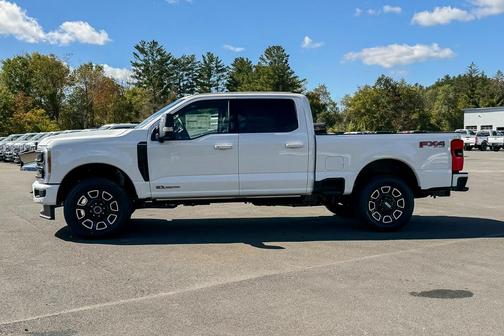 2026 Ford F-350 Platinum