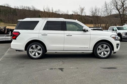 2023 Ford Expedition Platinum