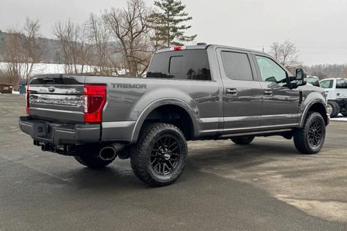 2022 Ford F-350 Lariat Super Duty