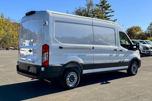 2026 Ford Transit-250