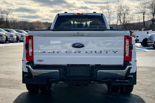 2025 Ford F-350 Lariat Super Duty