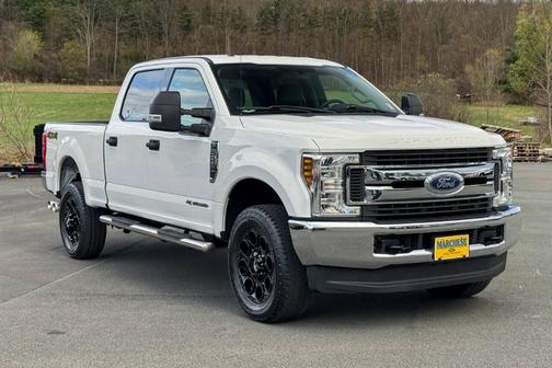 White 2018 Ford F-250 XLT