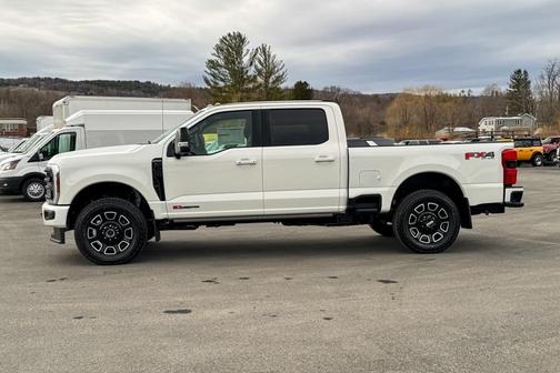 2025 Ford F-350 Platinum