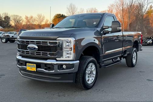 2025 Ford F-350 XLT