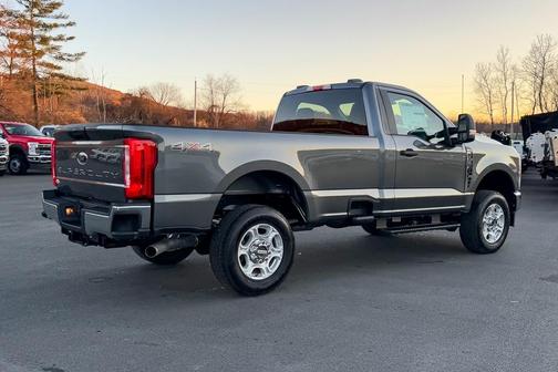 2025 Ford F-350 XLT