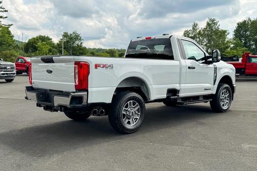 2025 Ford F-350 XLT