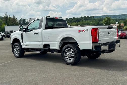 2025 Ford F-350 XLT