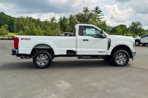 2025 Ford F-350 XLT