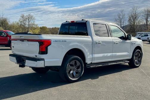 White 2023 Ford F-150 Lightning LARIAT