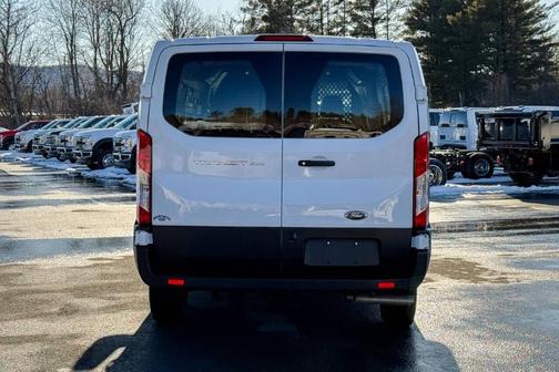2024 Ford Transit-250 SWB LOW ROOF