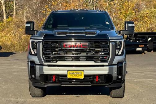 2025 GMC Sierra 3500 AT4