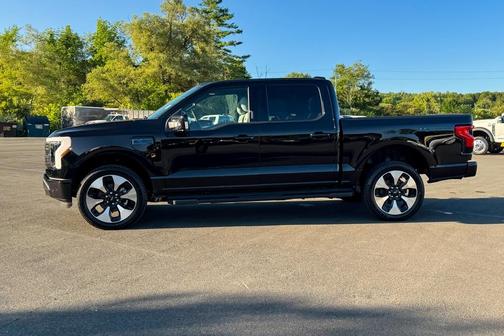 2025 Ford F-150 Lightning Platinum