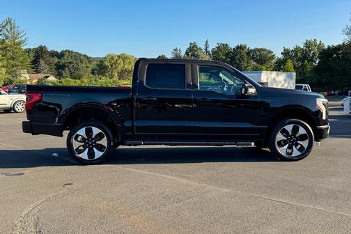 2025 Ford F-150 Lightning Platinum
