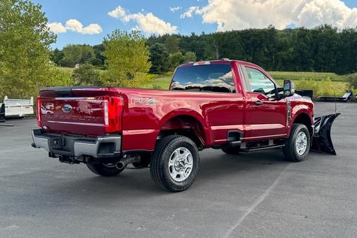 2025 Ford F-350 XLT