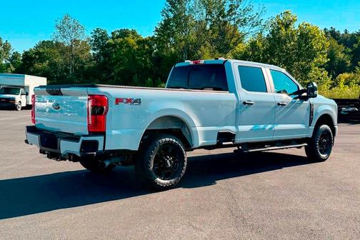 2024 Ford F-350 XL