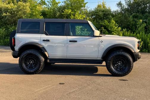 Gray 2026 Ford Bronco Outer Banks