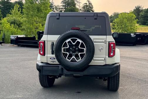 Tan 2026 Ford Bronco Outer Banks