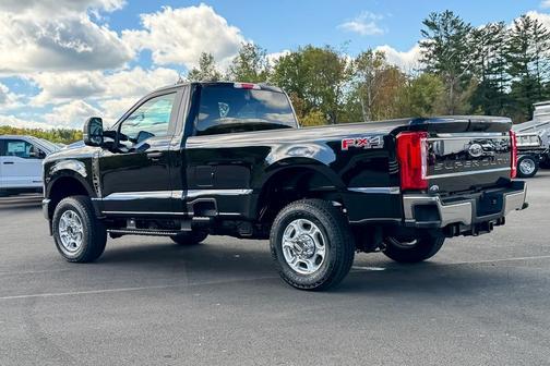 2026 Ford F-350 XLT