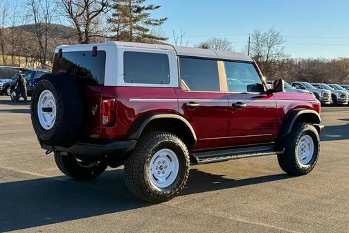 2025 Ford Bronco Heritage Edition