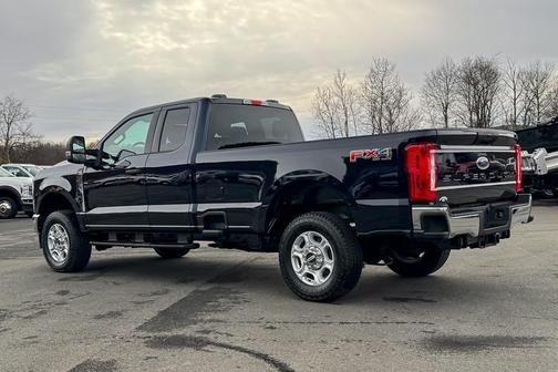 2025 Ford F-350 XLT