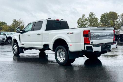 2024 Ford F-450 Platinum