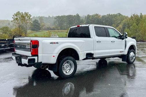 2024 Ford F-450 Platinum