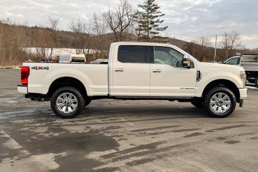 2022 Ford F-350 Platinum