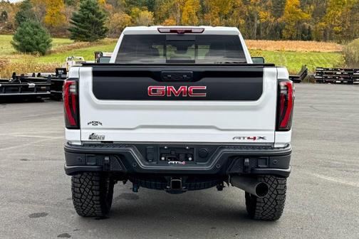 2024 GMC Sierra 2500 AT4X