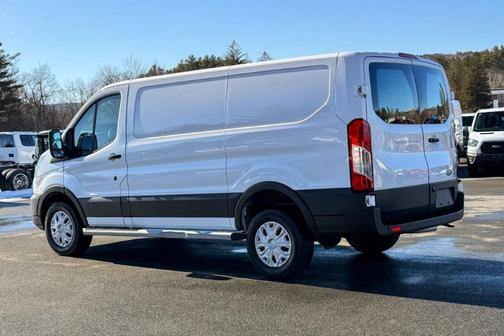 2024 Ford Transit-250 SWB LOW ROOF
