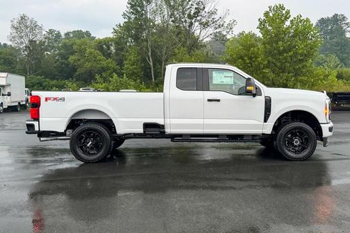 2025 Ford F-350 XL