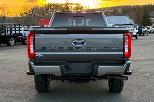 2025 Ford F-350 XLT