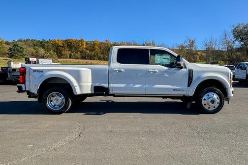 2026 Ford F-450 Platinum